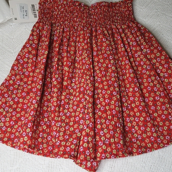 COPY Zara Girls 10 White Cropped Tank Top & Red Flora Flowy Shorts Summer Outfit - Picture 4 of 6